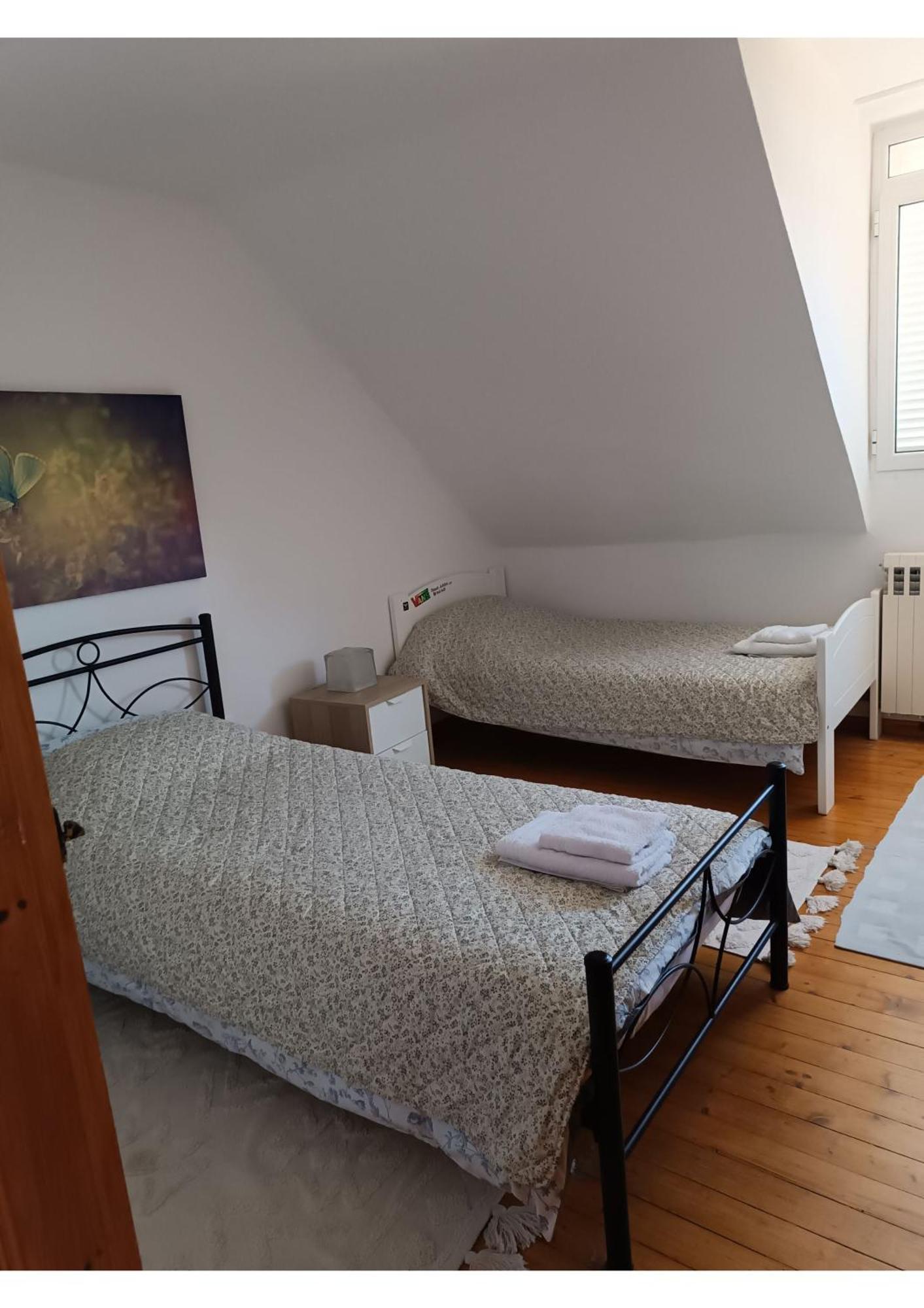 Three Artists Cottage Pórto Ráfti المظهر الخارجي الصورة